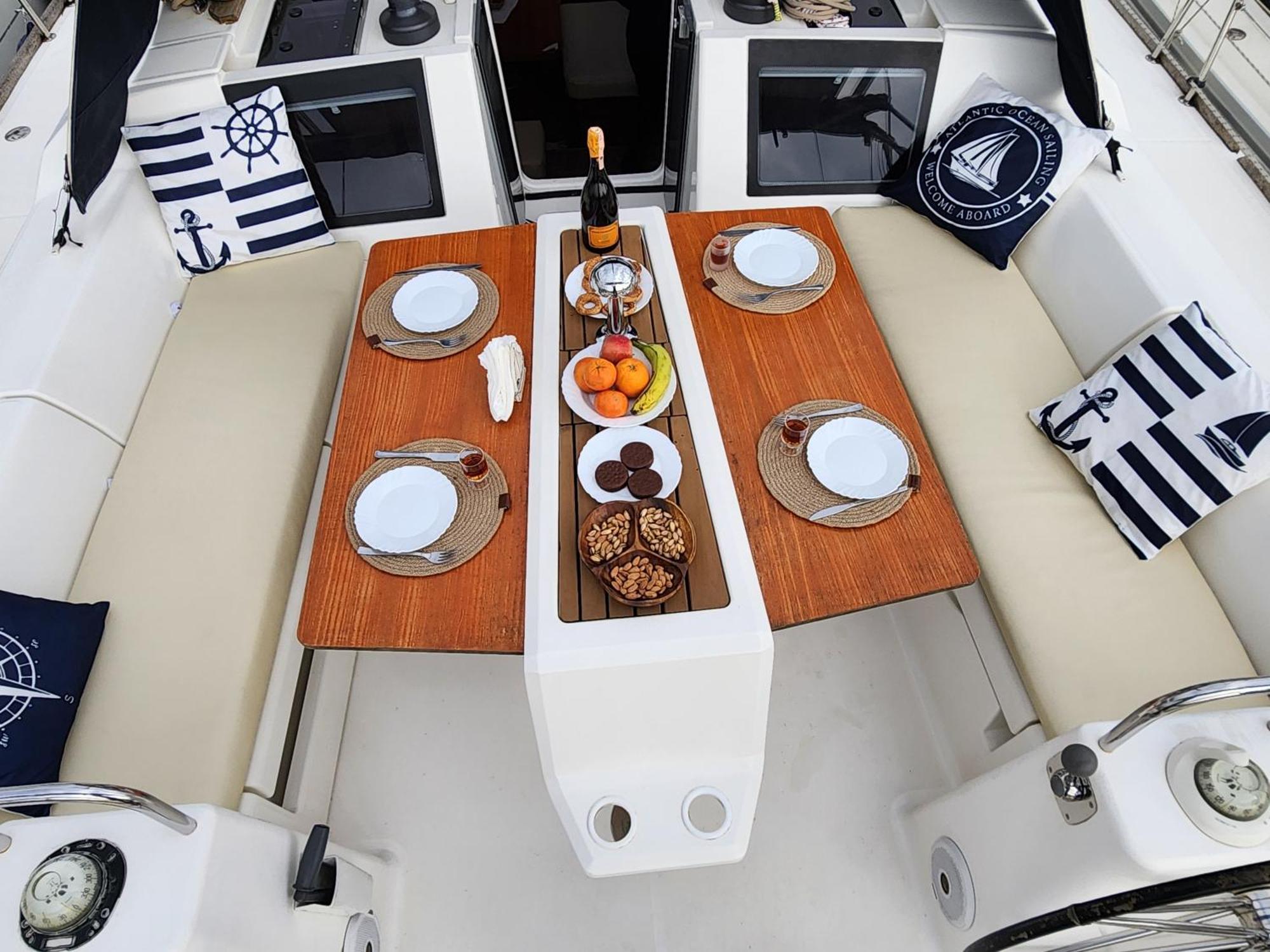Botel Adria Yacht Tour Tivat